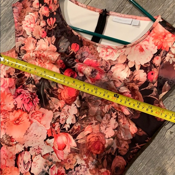 🌸 New York and Company Fitted Midi Dress - Picture 10 of 12